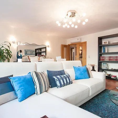 Feels Like Avenidas Novas Spacious Flat *