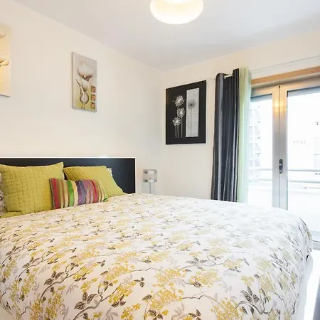 Feels Like Avenidas Novas Spacious Flat